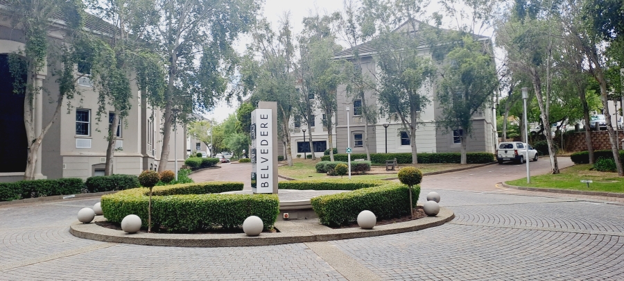 To Let commercial Property for Rent in Rosenpark Western Cape